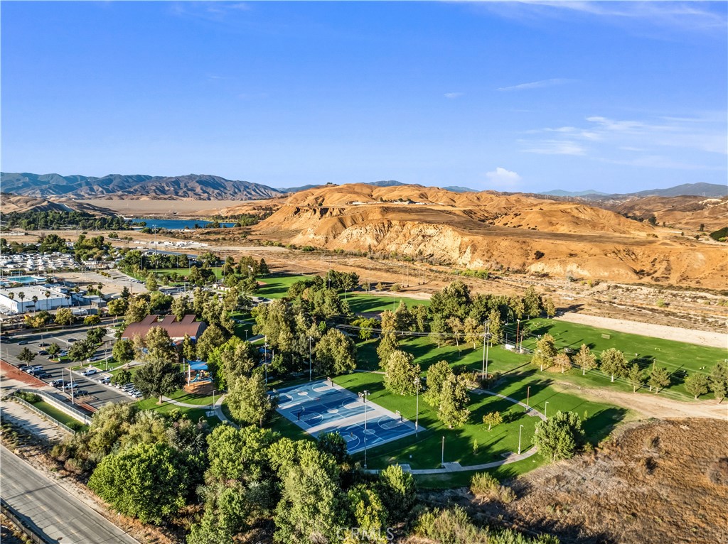 28428 Oak Valley Road Castaic, CA 91384 - Photo 35 of 39