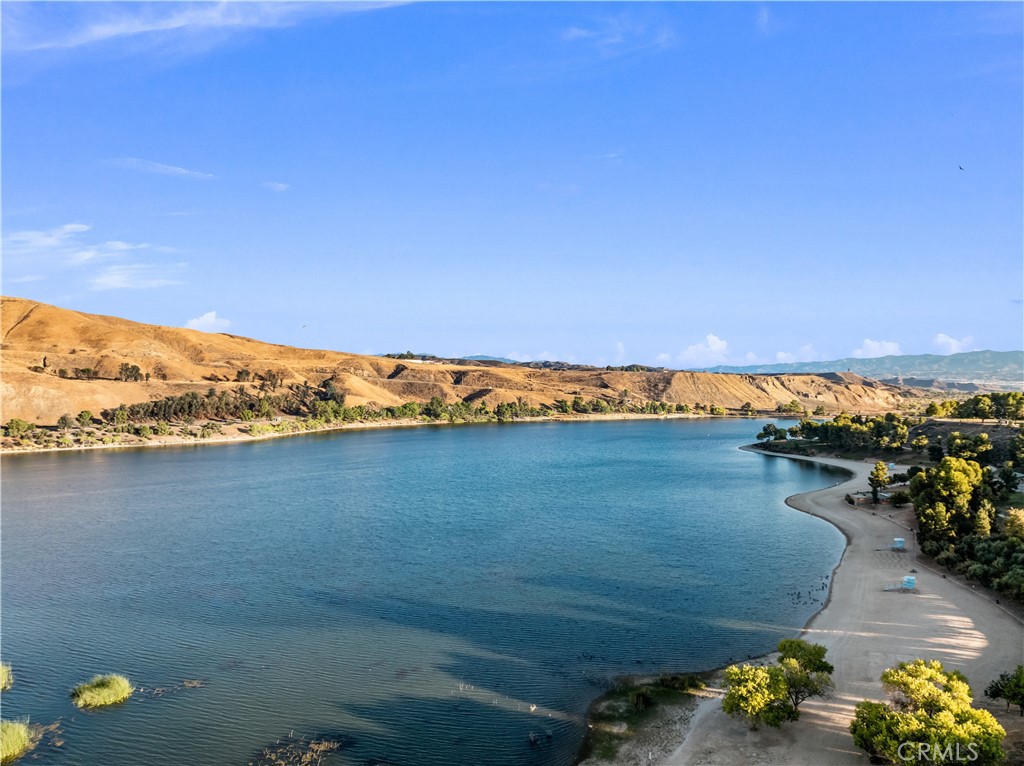 28428 Oak Valley Road Castaic, CA 91384 - Photo 37 of 39