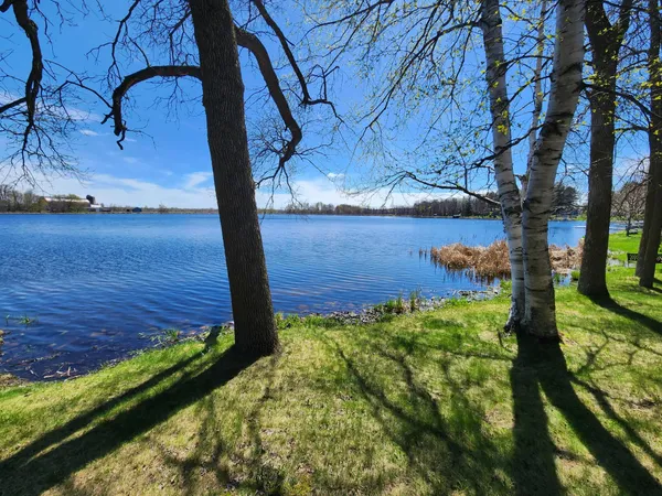 $419,900 | 250 Magnor Lake Court, Clayton, WI 54004