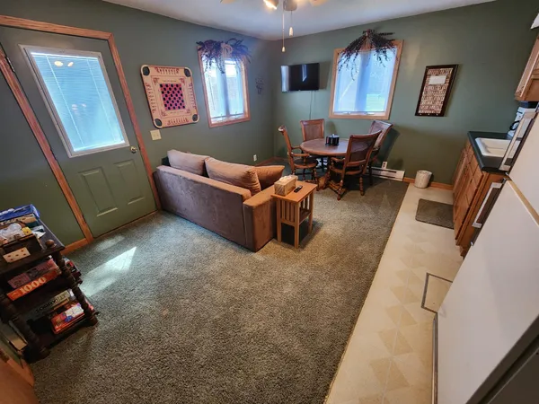 $419,900 | 250 Magnor Lake Court, Clayton, WI 54004