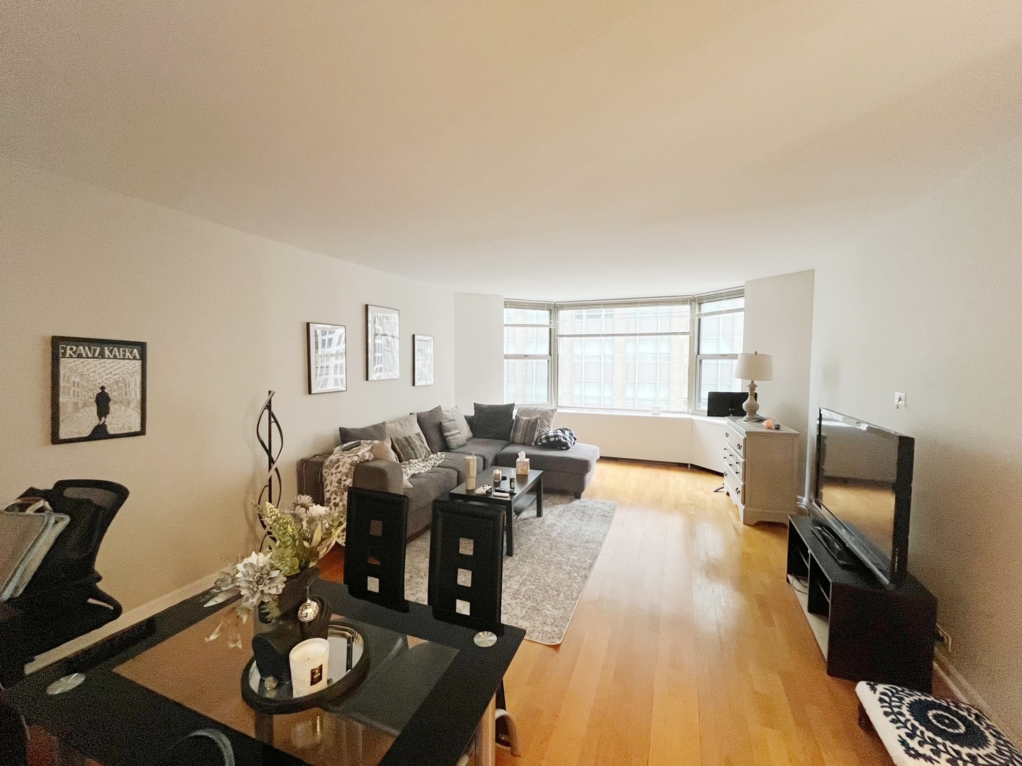 535 North Michigan Avenue, Unit 1403 Chicago, IL 60611 - Photo 2 of 6