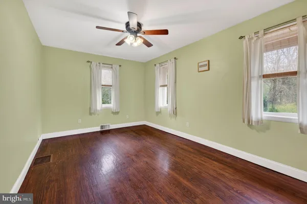 $395,000 | 515 North Clinton Avenue, Wenonah, NJ 08090