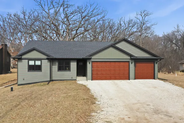 $600,000 | W5591 Briarwood Road, Sugar Creek, WI 53121