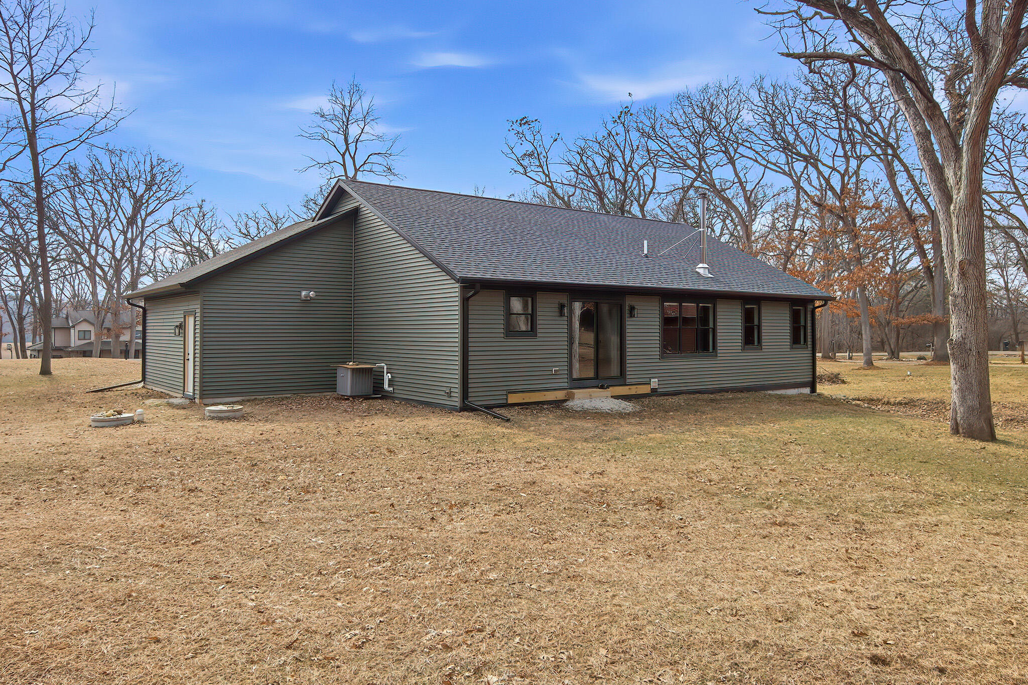 W5591 Briarwood Road Sugar Creek, WI 53121 - Photo 27 of 39 24 IMG_0332