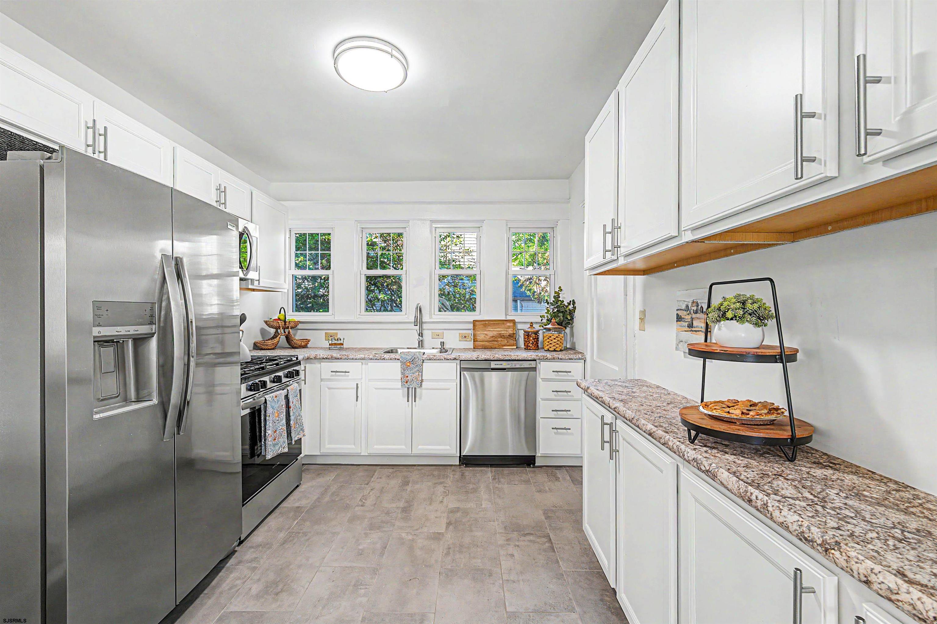 194 North Shore Road Absecon, NJ 08201 - Photo 14 of 39