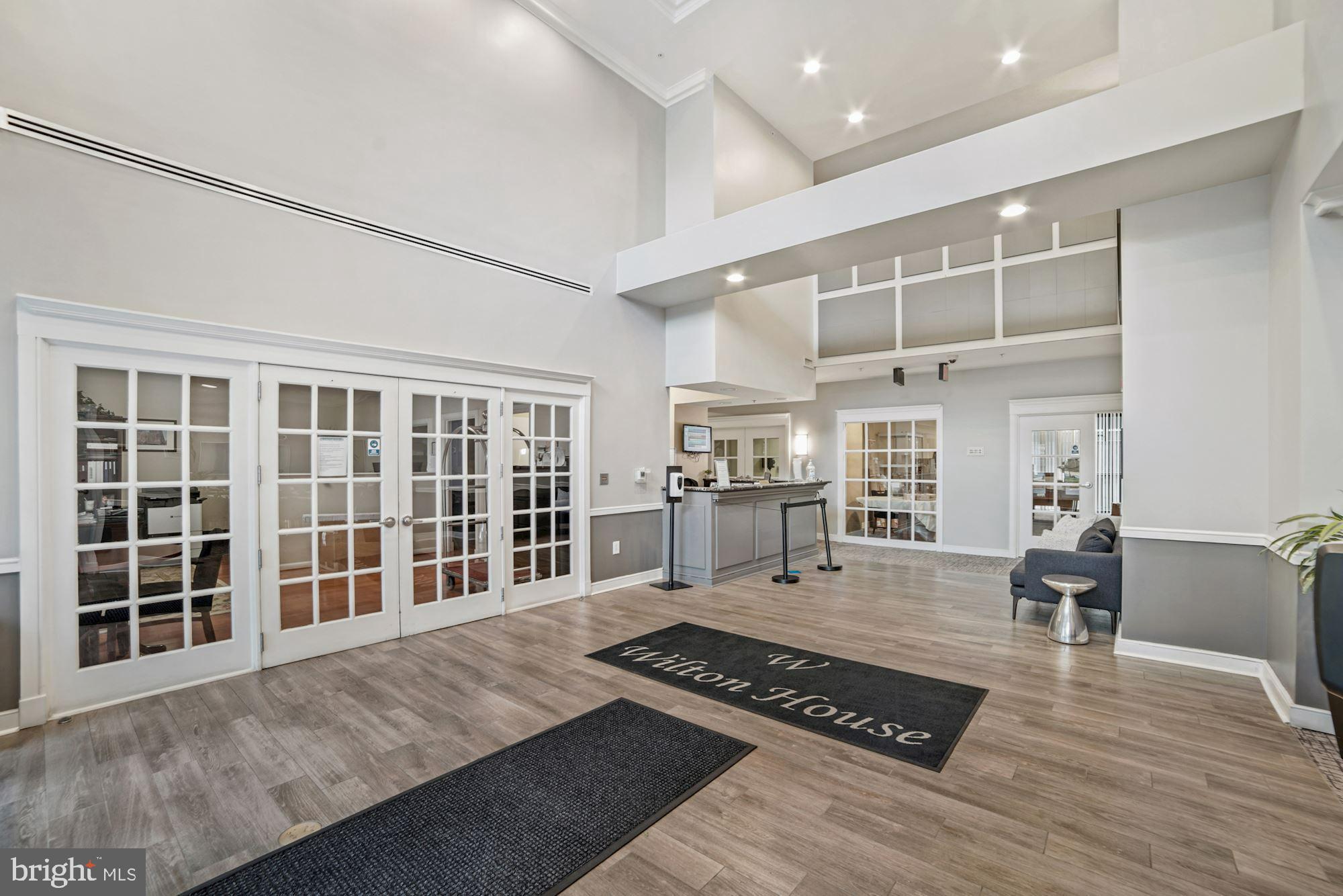 2726 Gallows Road, Unit 1402 Vienna, VA 22180 - Photo 18 of 35