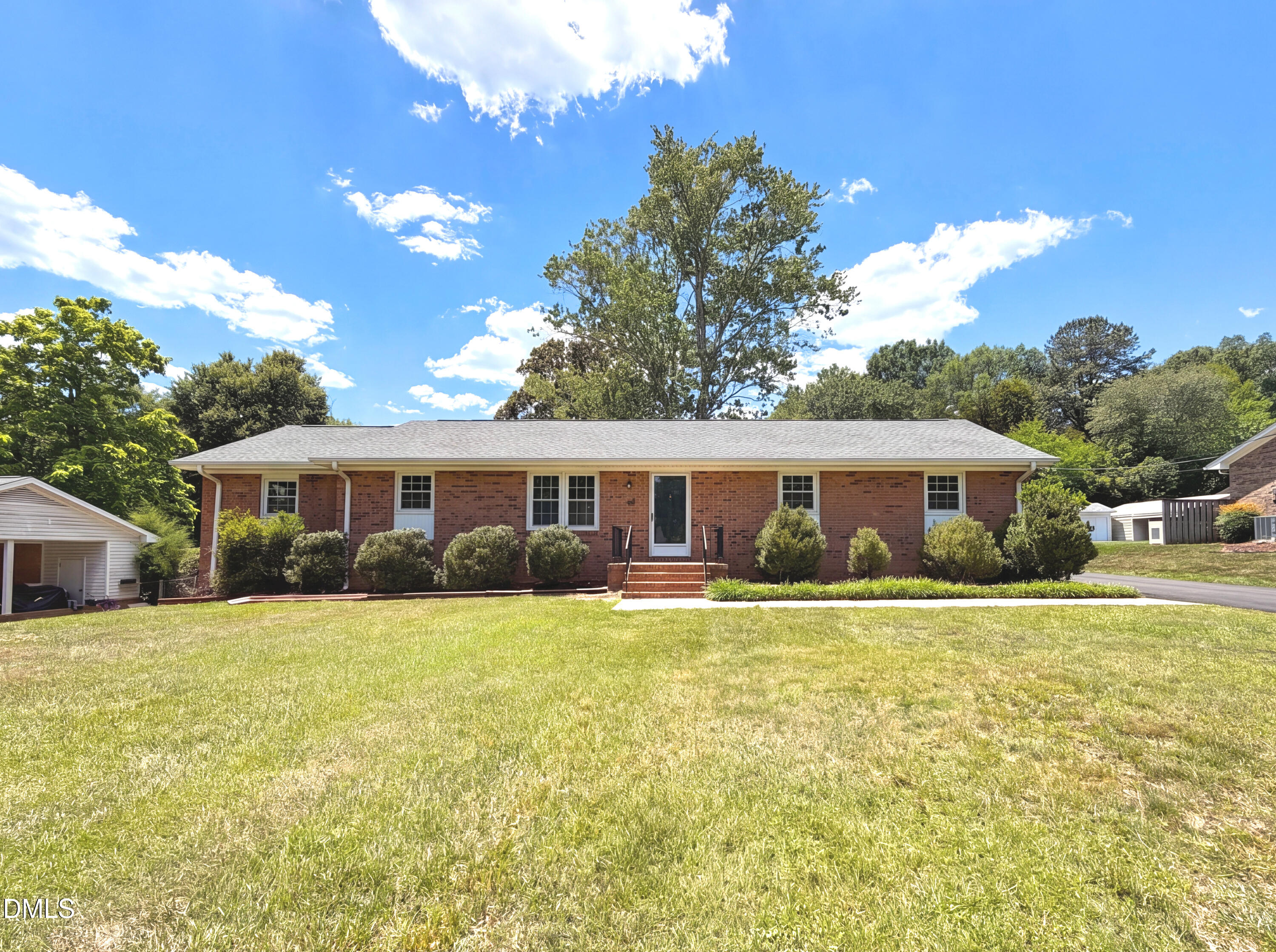2611 Freemont Road Durham, NC 27705 - Photo 1 of 17 photo_01