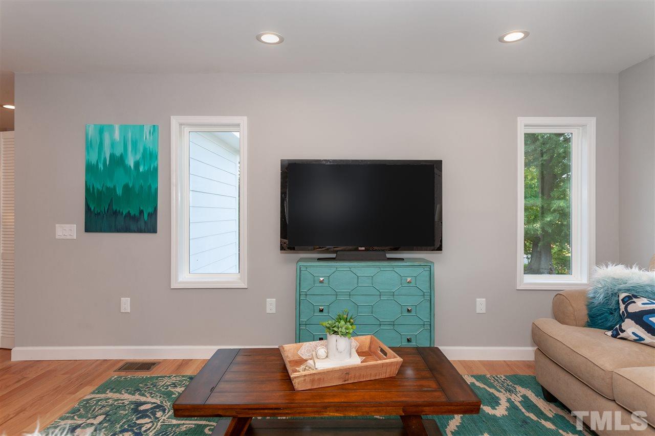 1317 Marlborough Road Raleigh, NC 27610 - Photo 7 of 20