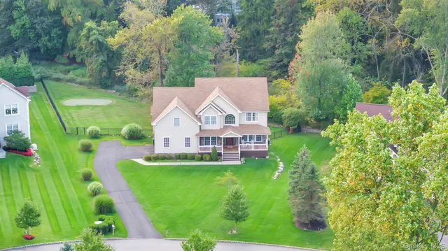 $1,499,000 | 11 Fant Farm Lane, Suffern, NY 10901