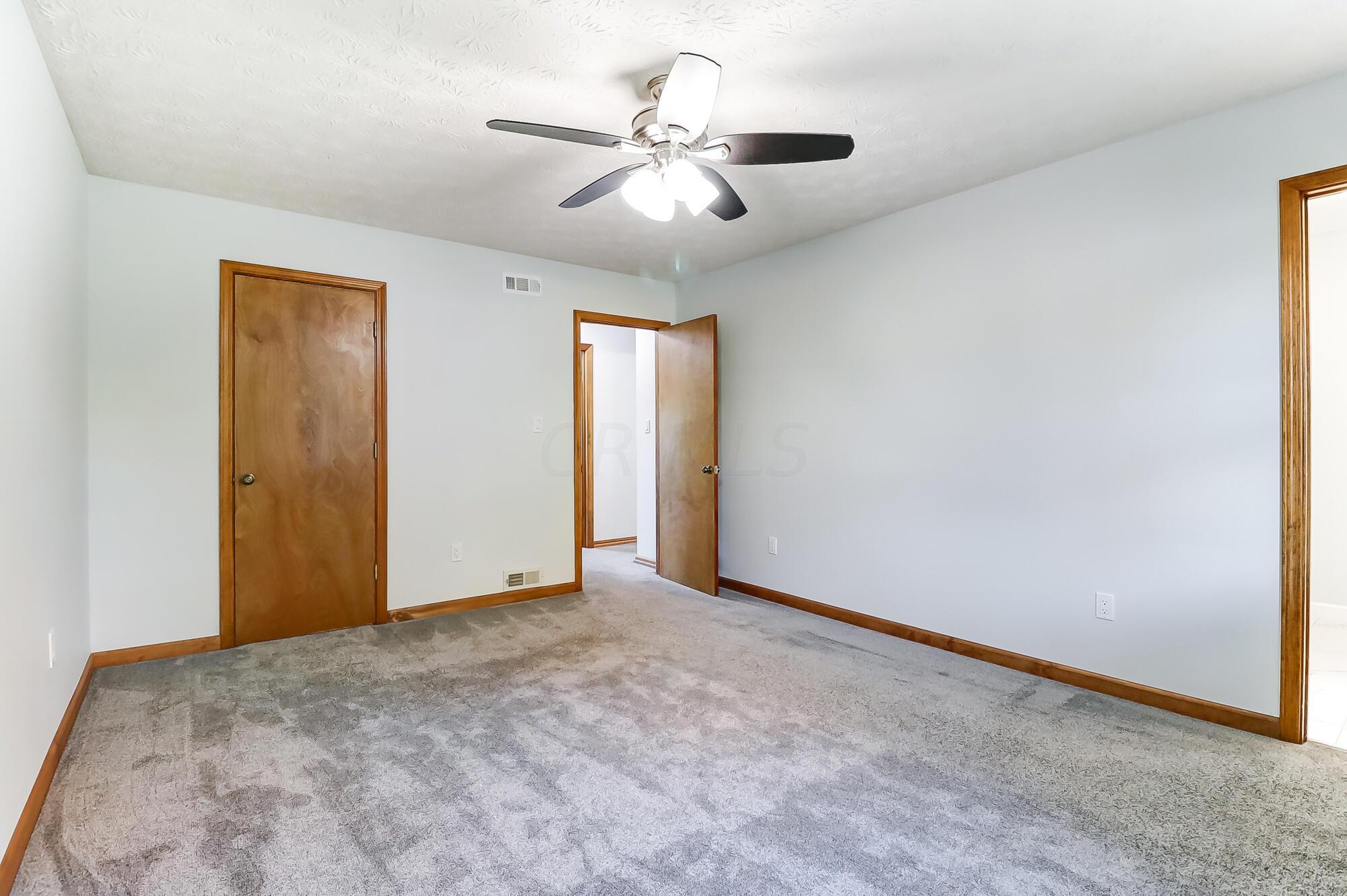 15434 Palmer Road Southwest Etna, OH 43068 - Photo 25 of 47 025
