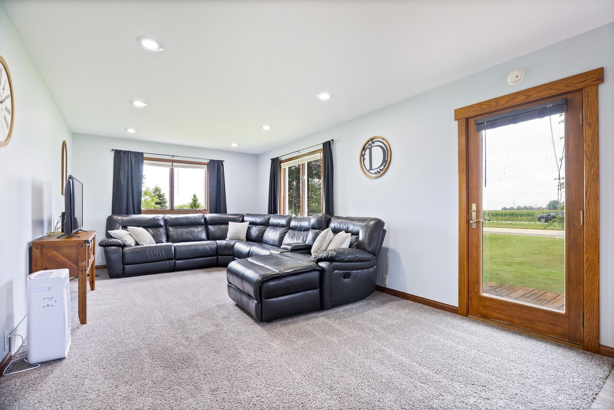 2165 South Tuscola Road Munger, MI 48747 - Photo 7 of 48
