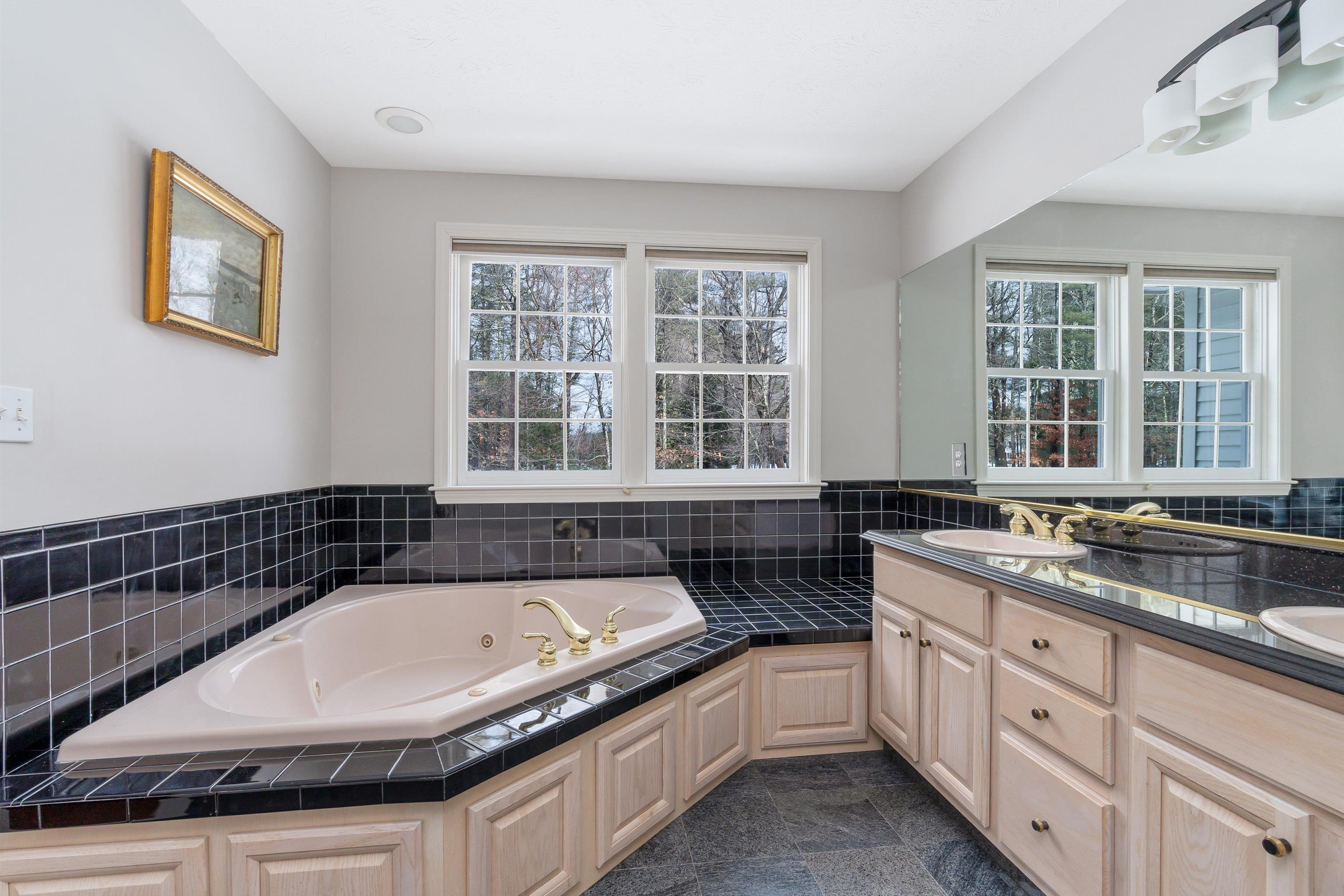 18 Taconic Drive Amherst, NH 03031 - Photo 18 of 40