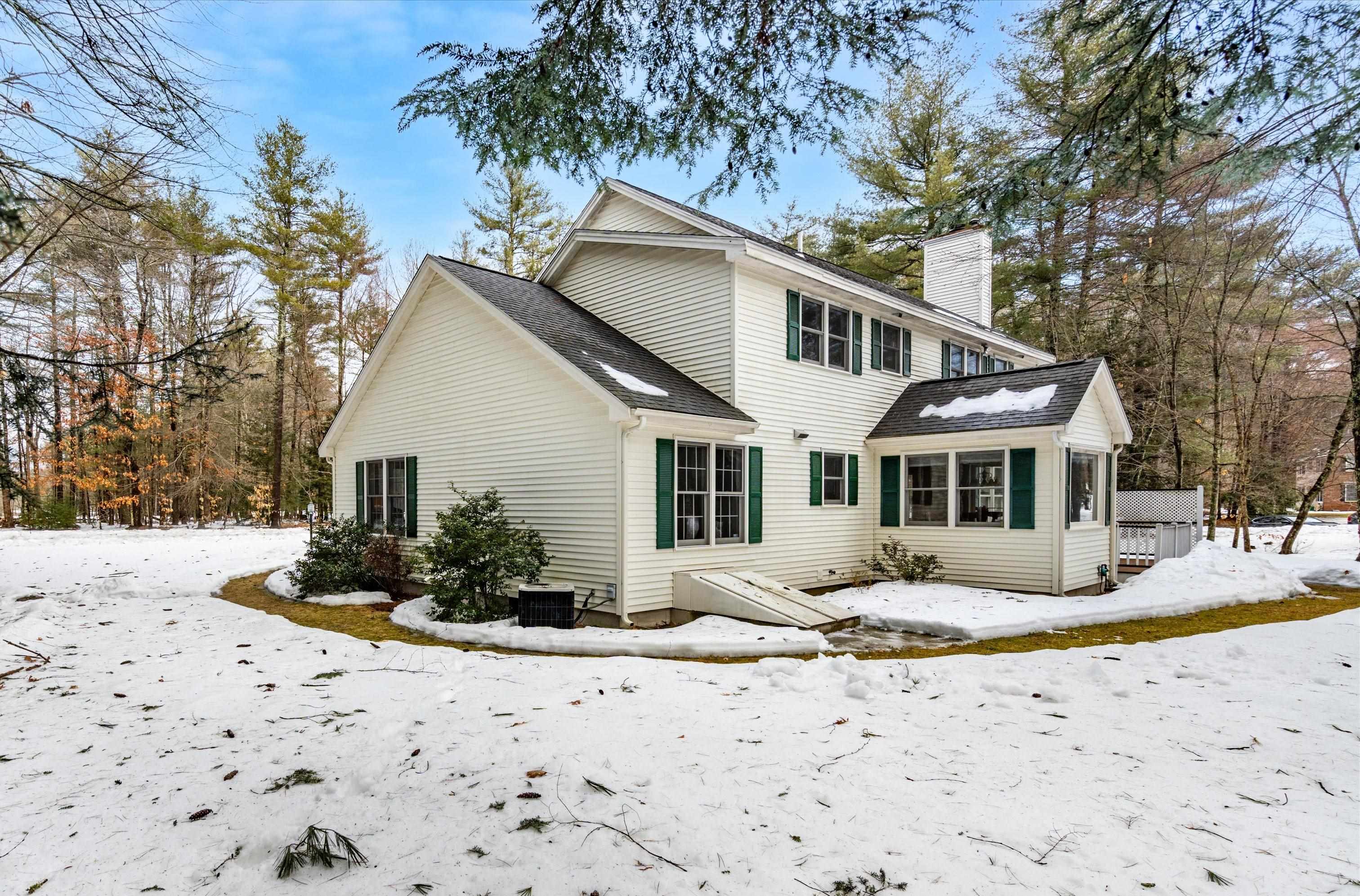 18 Taconic Drive Amherst, NH 03031 - Photo 33 of 40