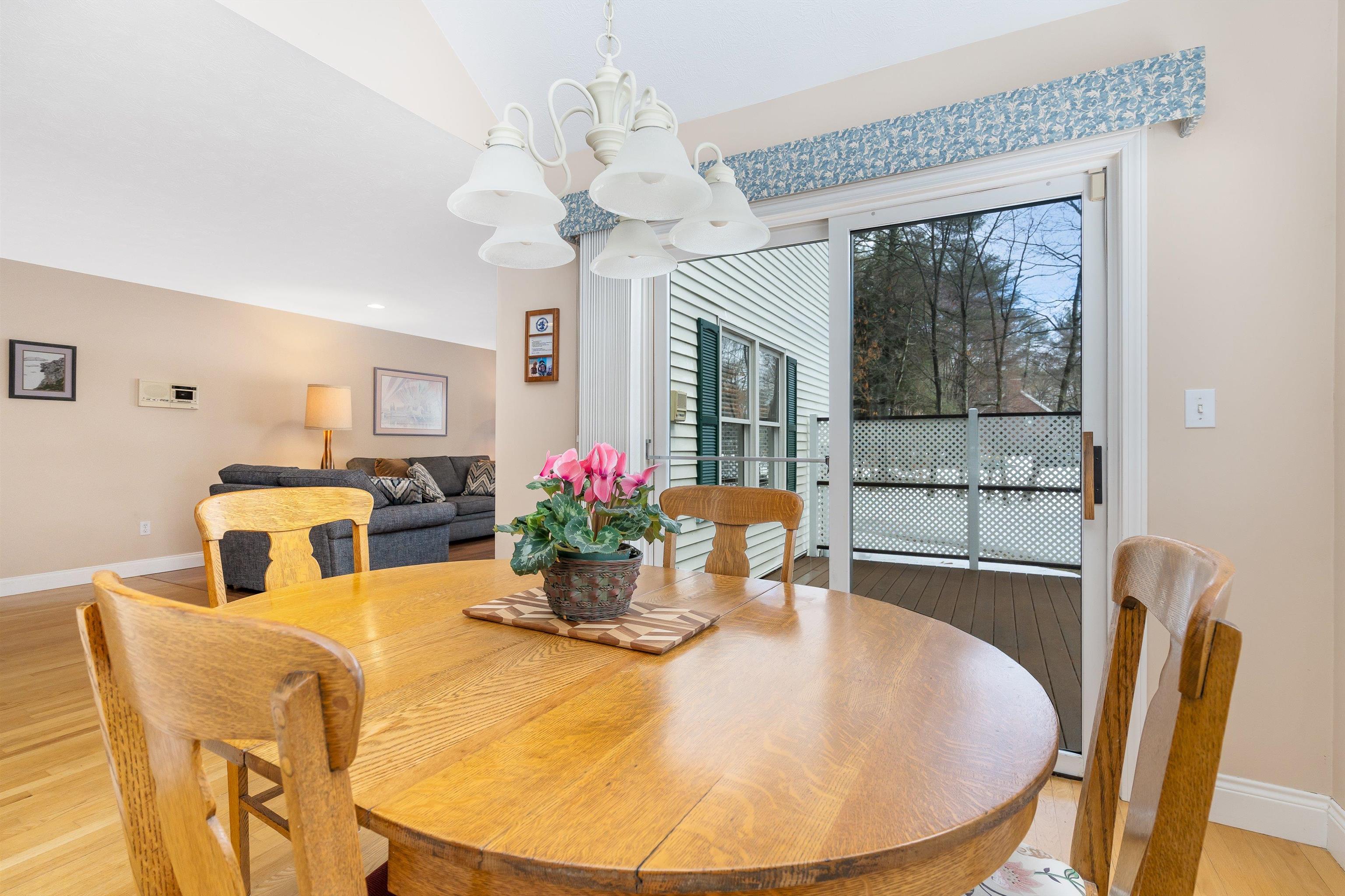 18 Taconic Drive Amherst, NH 03031 - Photo 8 of 40