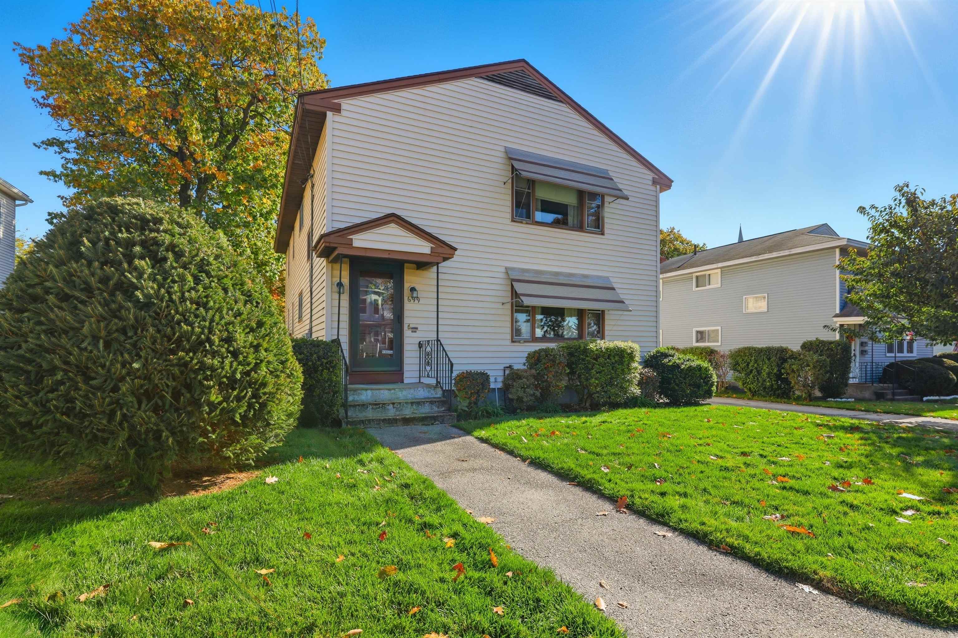 699 Chestnut Street Manchester, NH 03104 - Photo 1 of 36 Gallery Image 1
