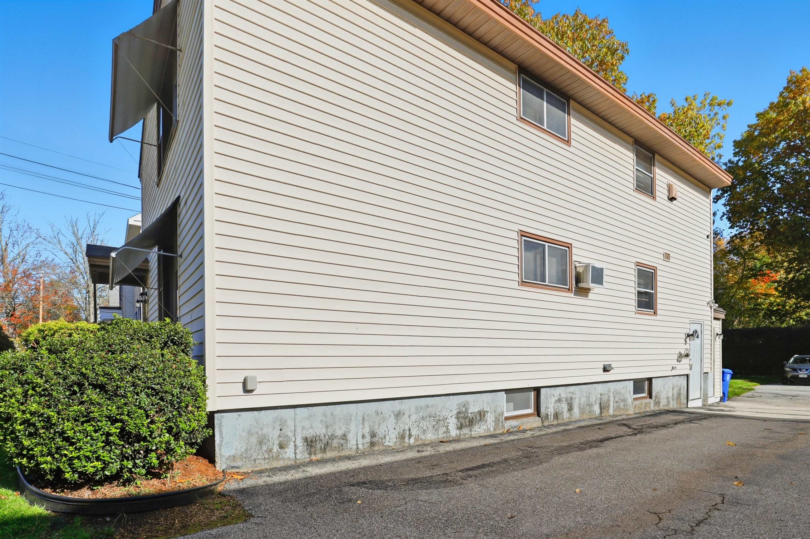 699 Chestnut Street Manchester, NH 03104 - Photo 32 of 36 Gallery Image 32