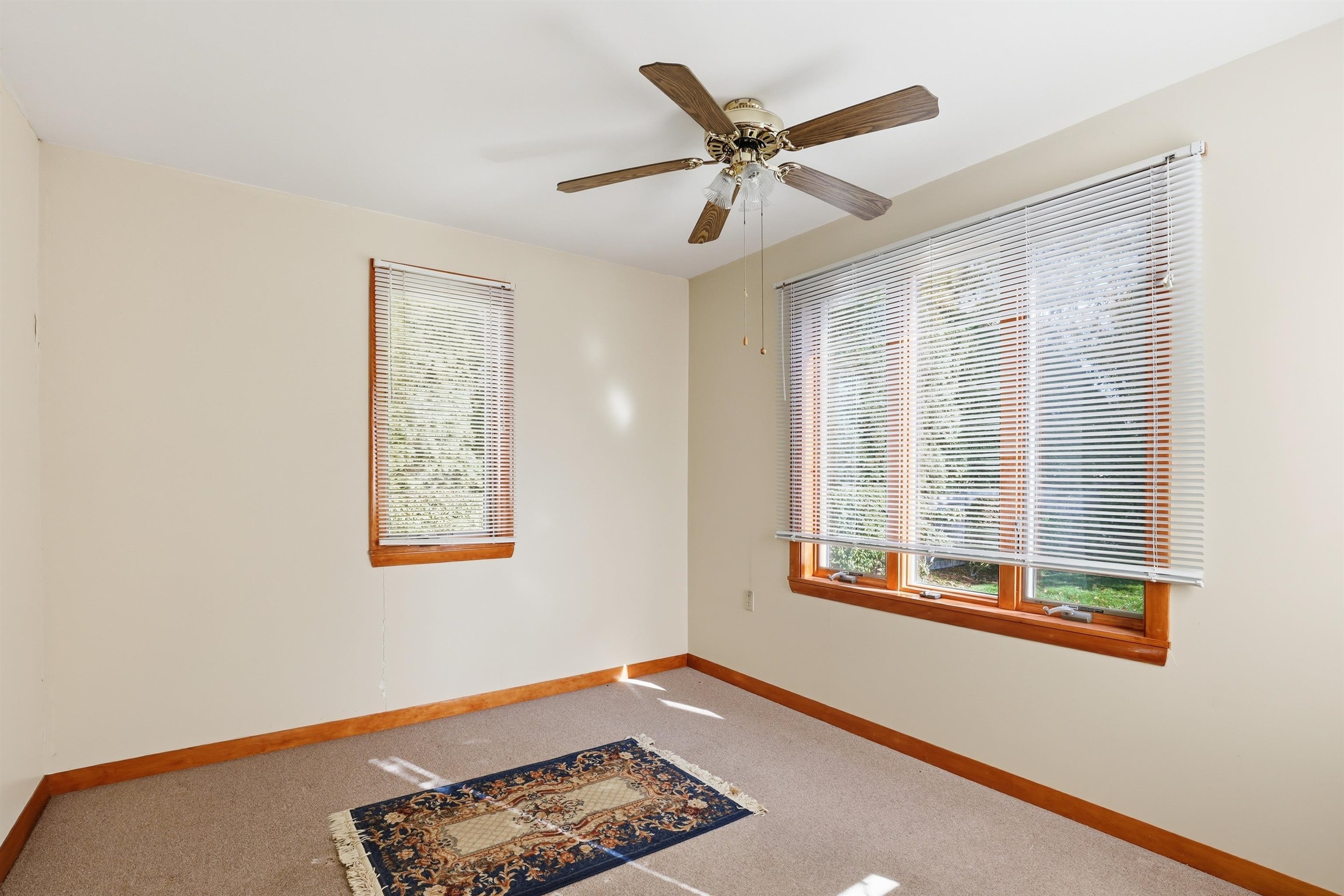 699 Chestnut Street Manchester, NH 03104 - Photo 5 of 36 Gallery Image 5