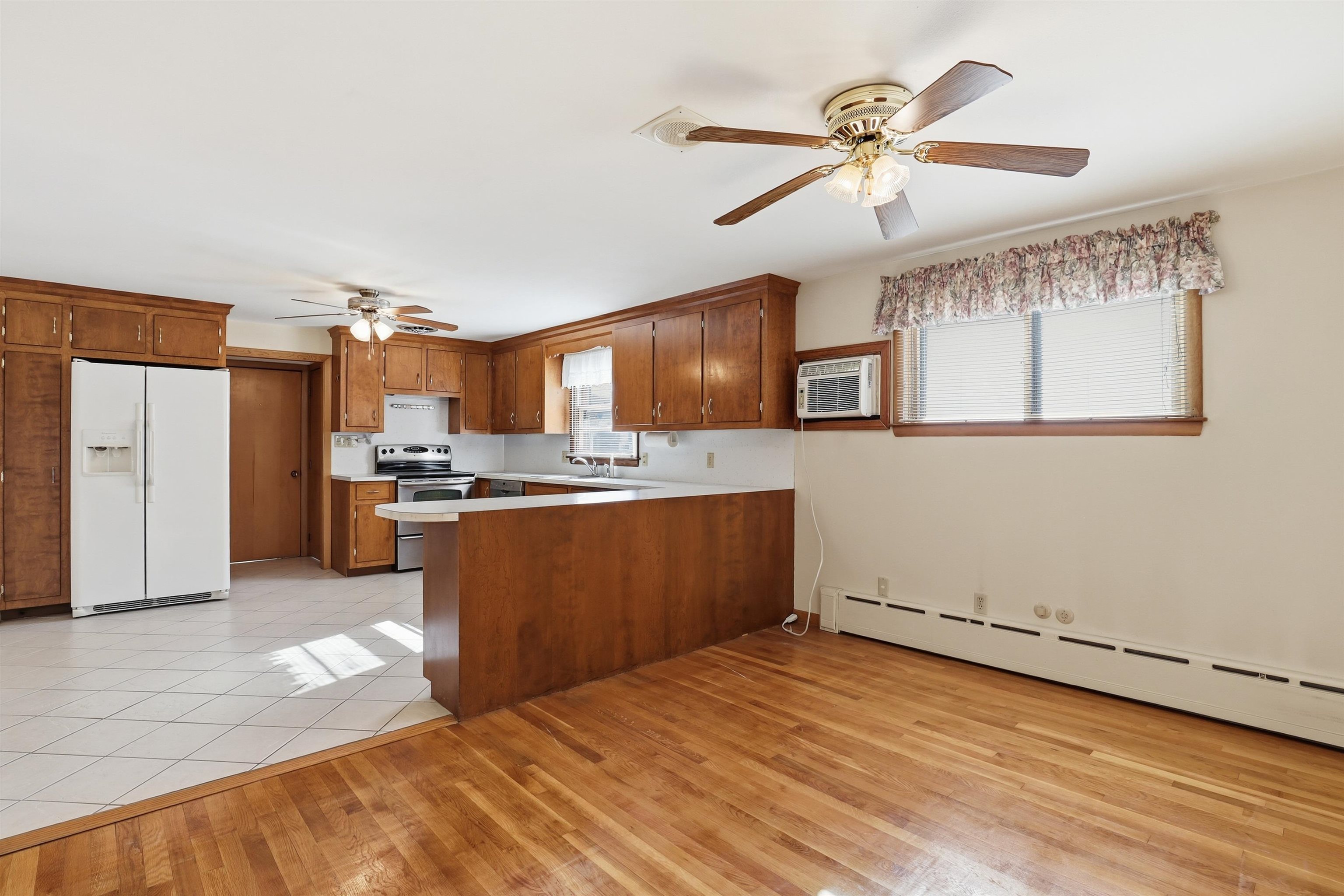 699 Chestnut Street Manchester, NH 03104 - Photo 10 of 36 Gallery Image 10