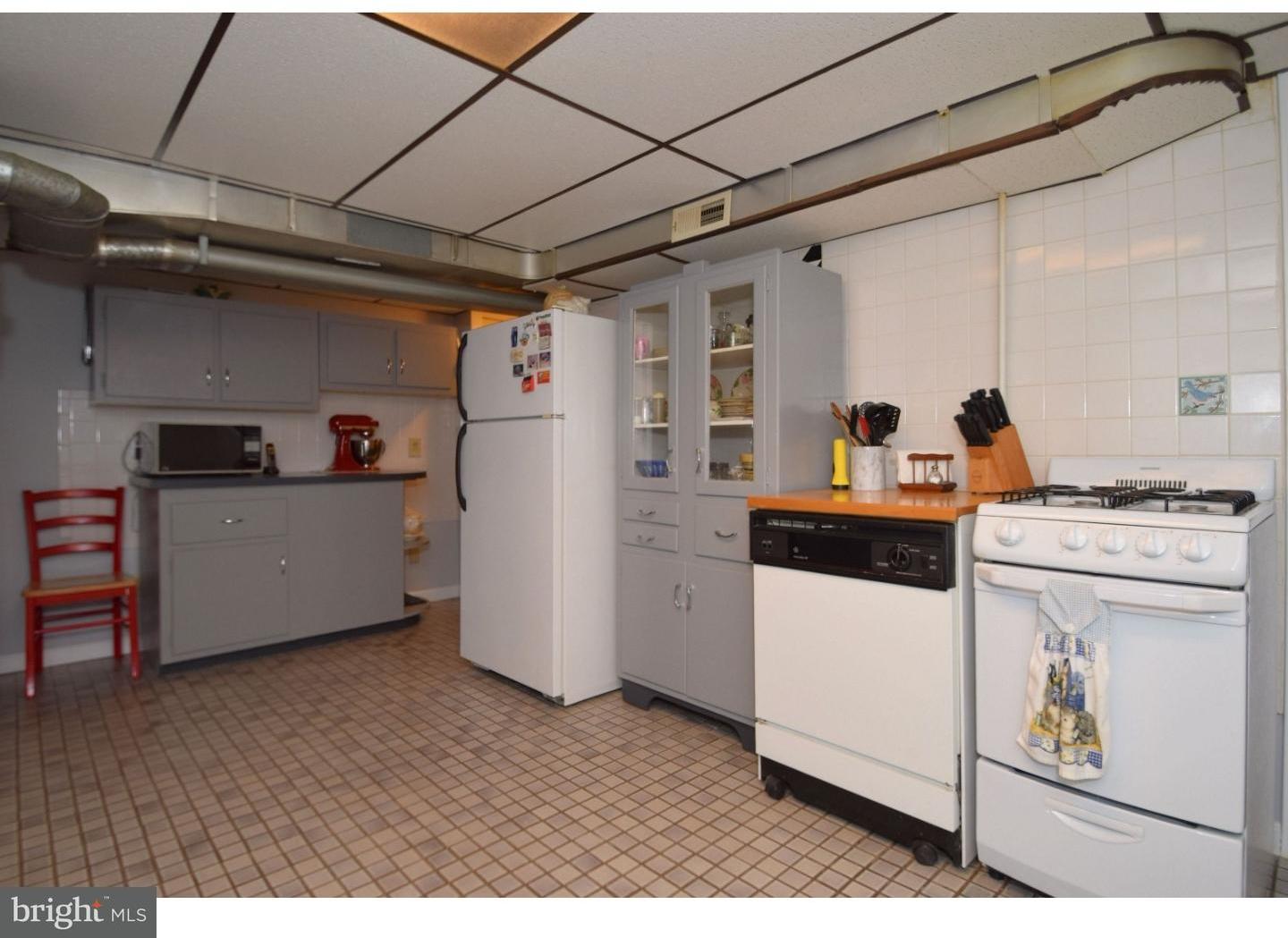 1714 Mt Pleasant Road Havertown, PA 19083 - Photo 21 of 25 In-law Suite