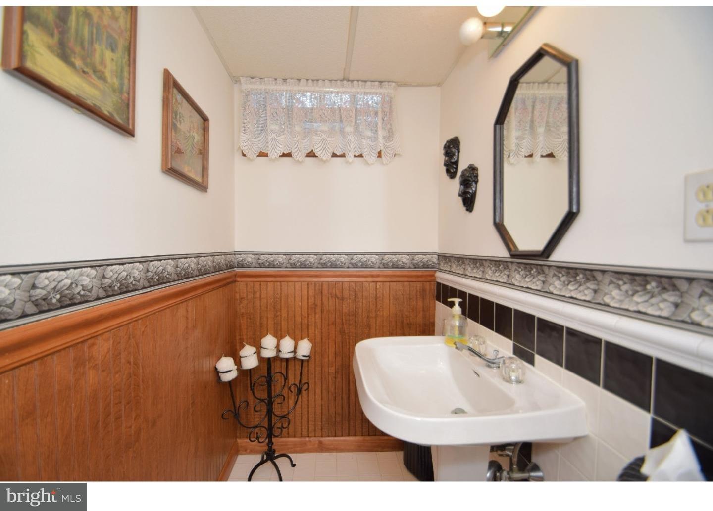 1714 Mt Pleasant Road Havertown, PA 19083 - Photo 23 of 25 Bathroom