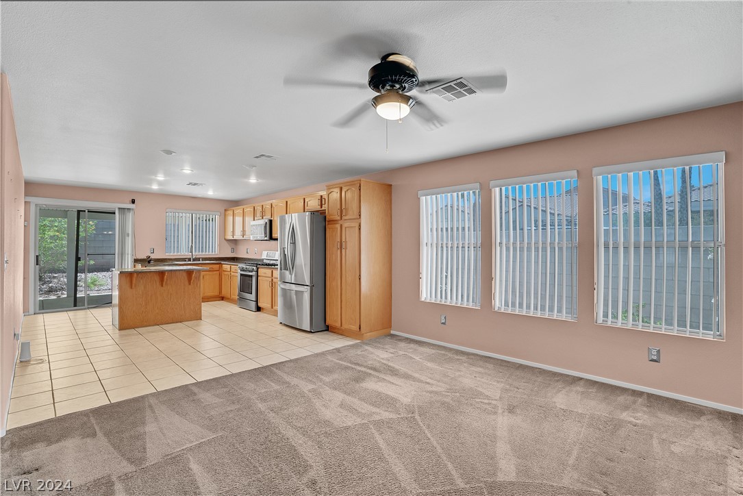 284 Spring Palms Street Henderson, NV 89012 - Photo 8 of 27 Gallery Image 8