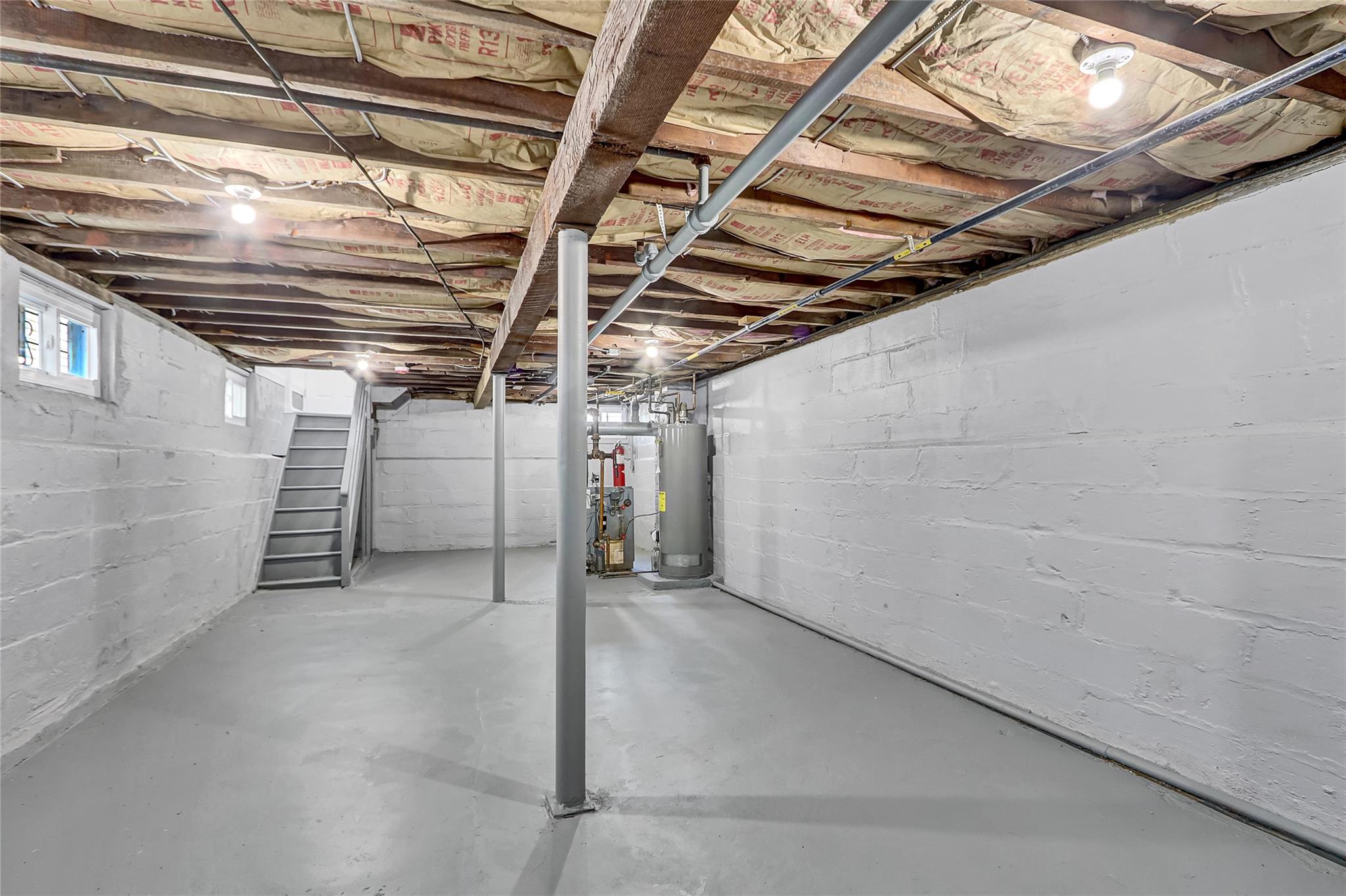 111-32 116th Street Queens, NY 11420 - Photo 15 of 18 a view of small space