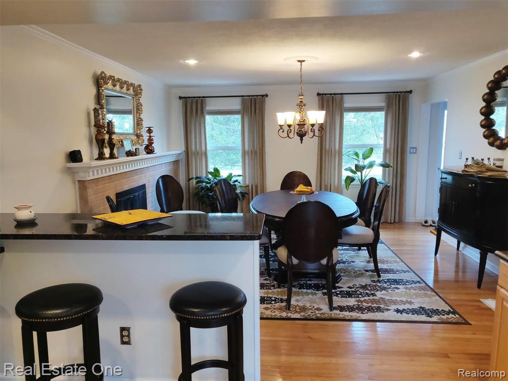 32064 Bonnet Hill Road Farmington Hills, MI 48334 - Photo 8 of 29