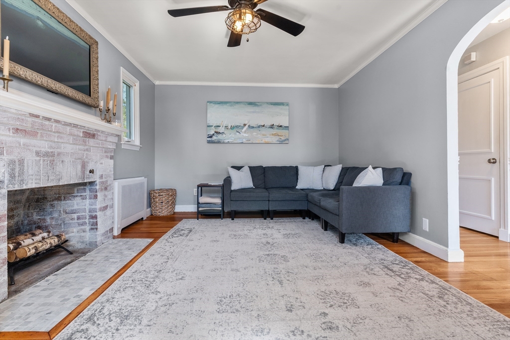 28 Riverside Square Boston, MA 02136 - Photo 4 of 29 Gallery Image 4