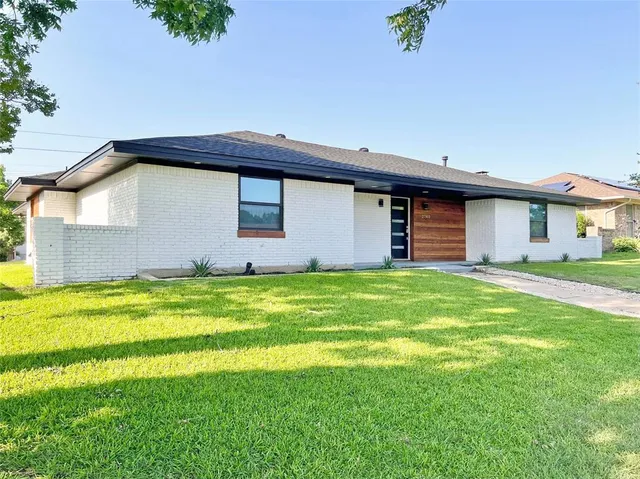 $495,000 | 2760 North Hillbrier Circle, Plano, TX 75075