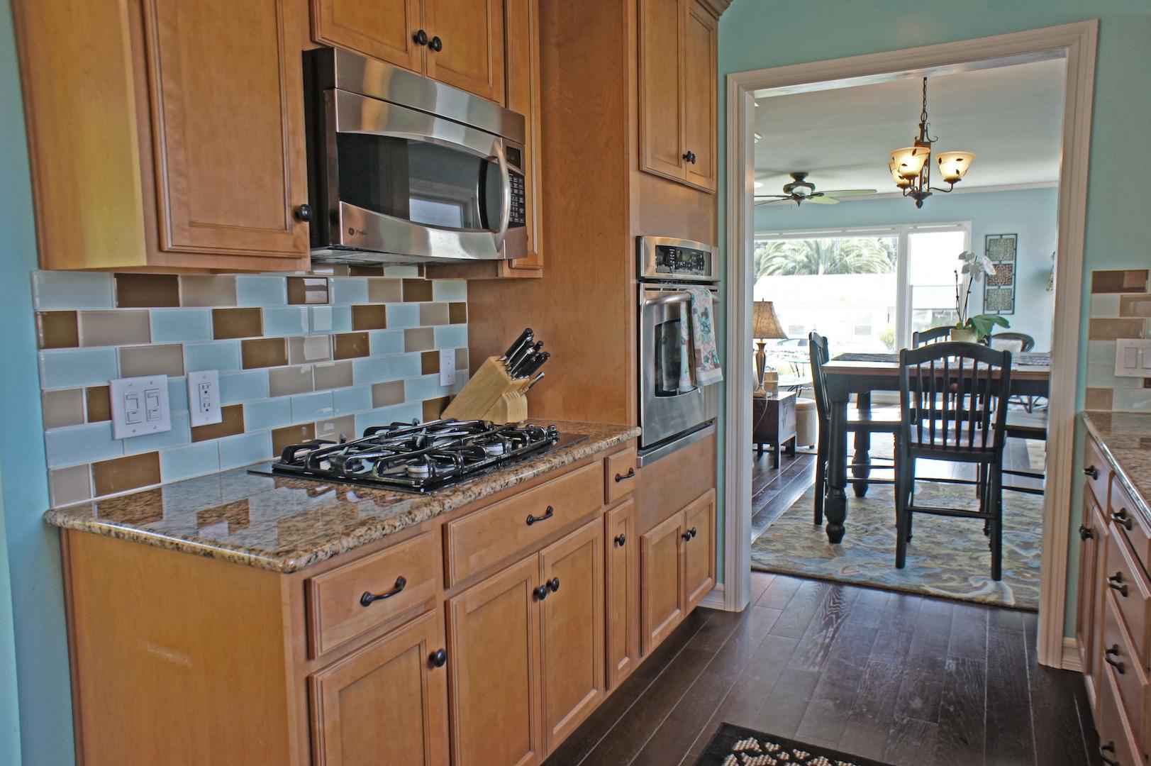 411 Terrace Road Santa Barbara, CA 93109 - Photo 17 of 20 Terrace_Int_Kich_02