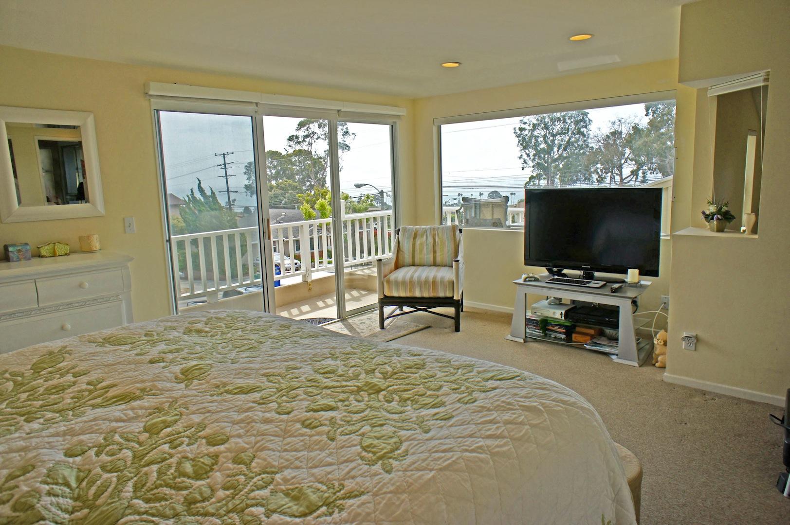 411 Terrace Road Santa Barbara, CA 93109 - Photo 10 of 20 Terrace_Int_BR_02