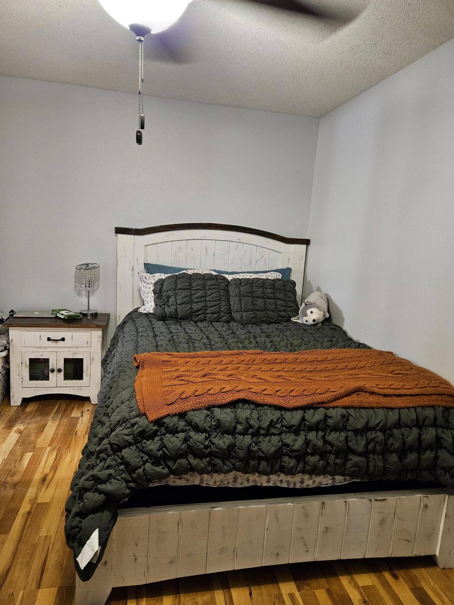 108 Mohawk Trail Crestview, FL 32536 - Photo 38 of 39 a bedroom with an bed and dresser