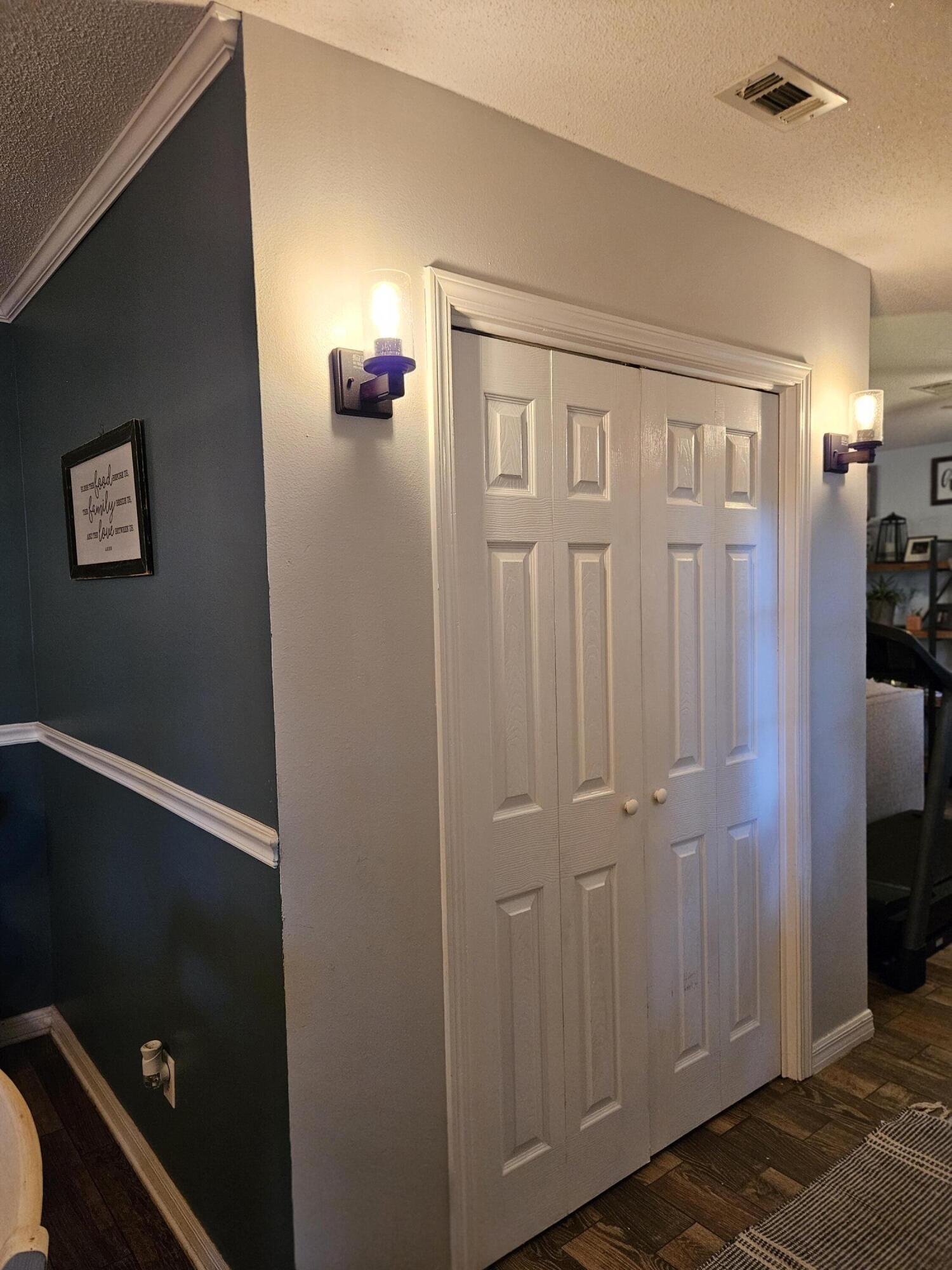 108 Mohawk Trail Crestview, FL 32536 - Photo 4 of 39 a view of elevator with hallway