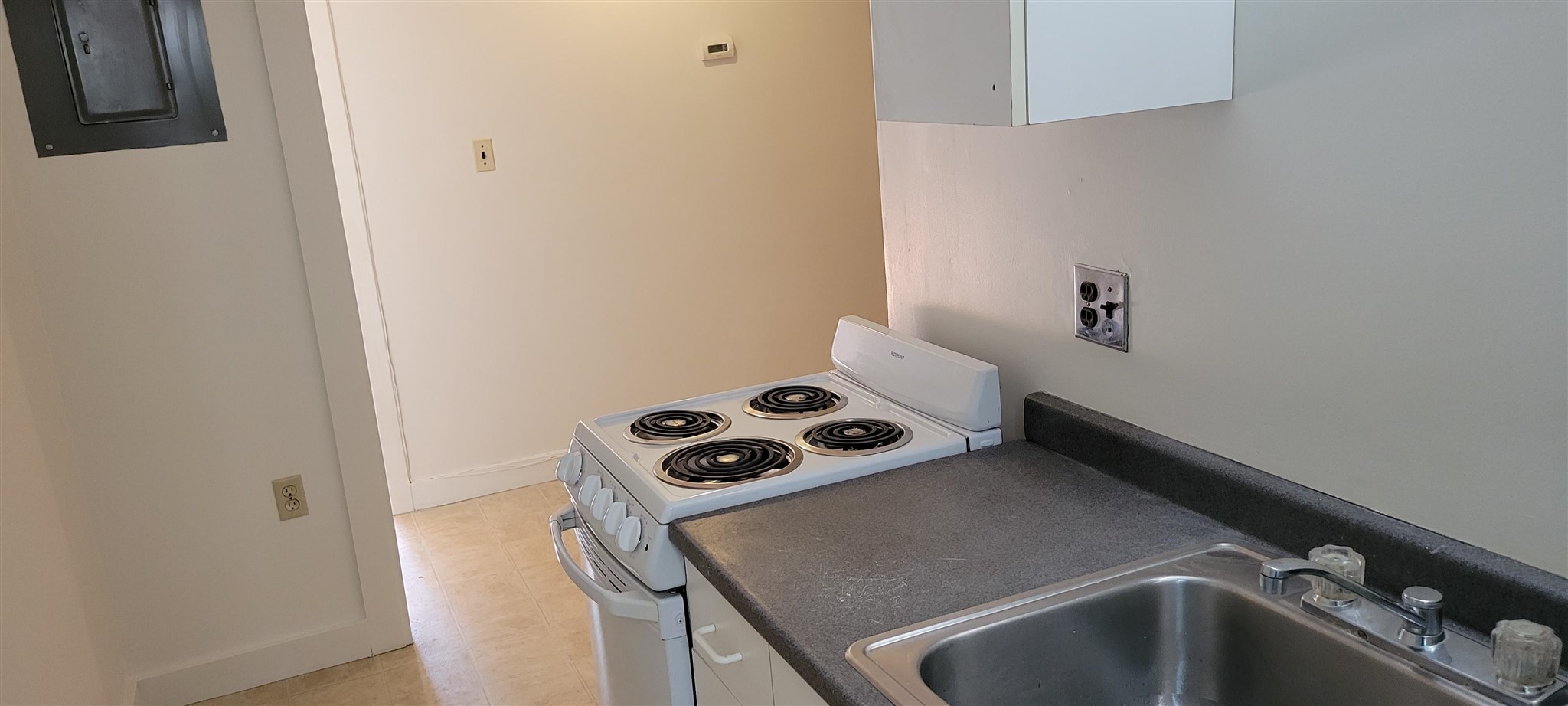 171 Court Street Exeter, NH 03833 - Photo 18 of 33 Gallery Image 18