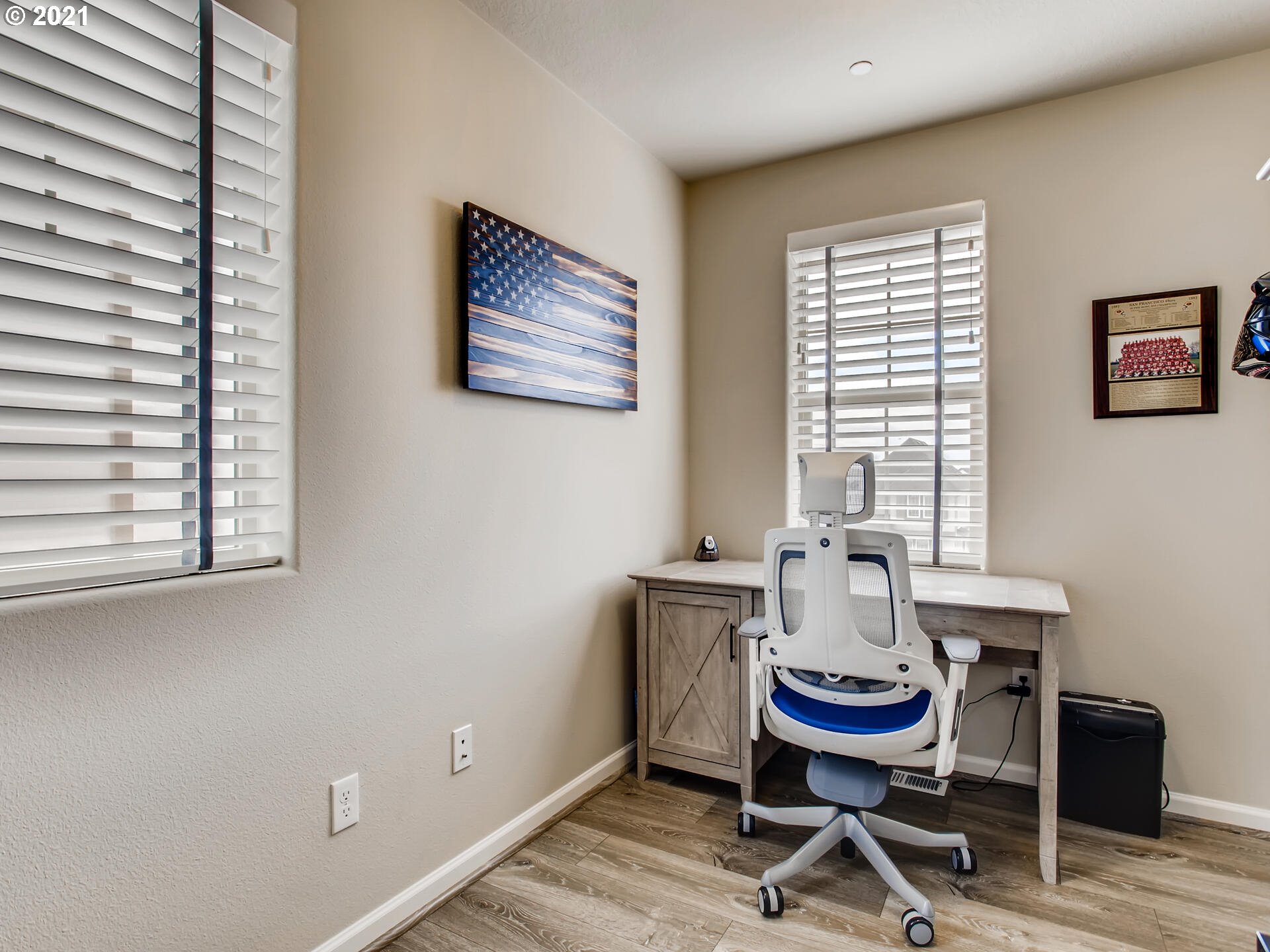 14941 Northwest Shackelford Road Portland, OR 97229 - Photo 22 of 28 Gallery Image 22