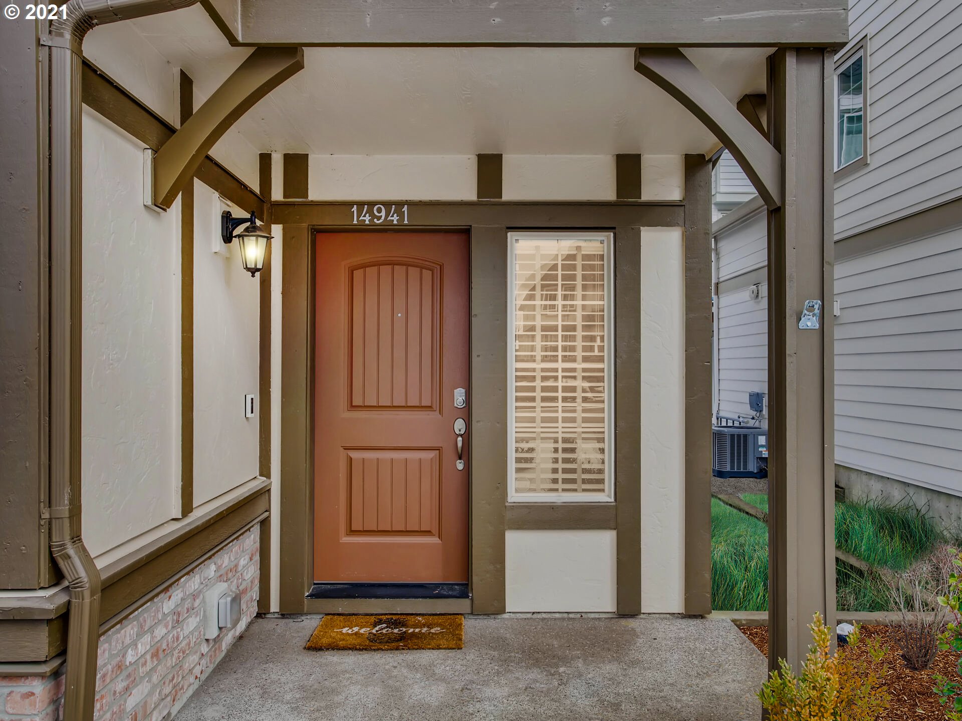 14941 Northwest Shackelford Road Portland, OR 97229 - Photo 4 of 28 Gallery Image 4