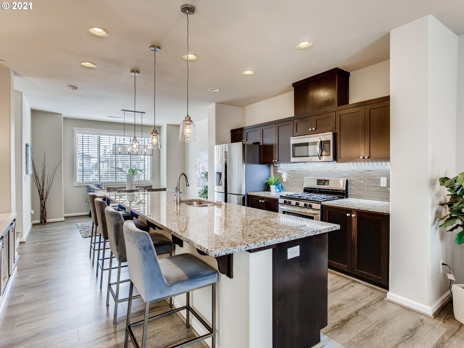 14941 Northwest Shackelford Road Portland, OR 97229 - Photo 10 of 28 Gallery Image 10