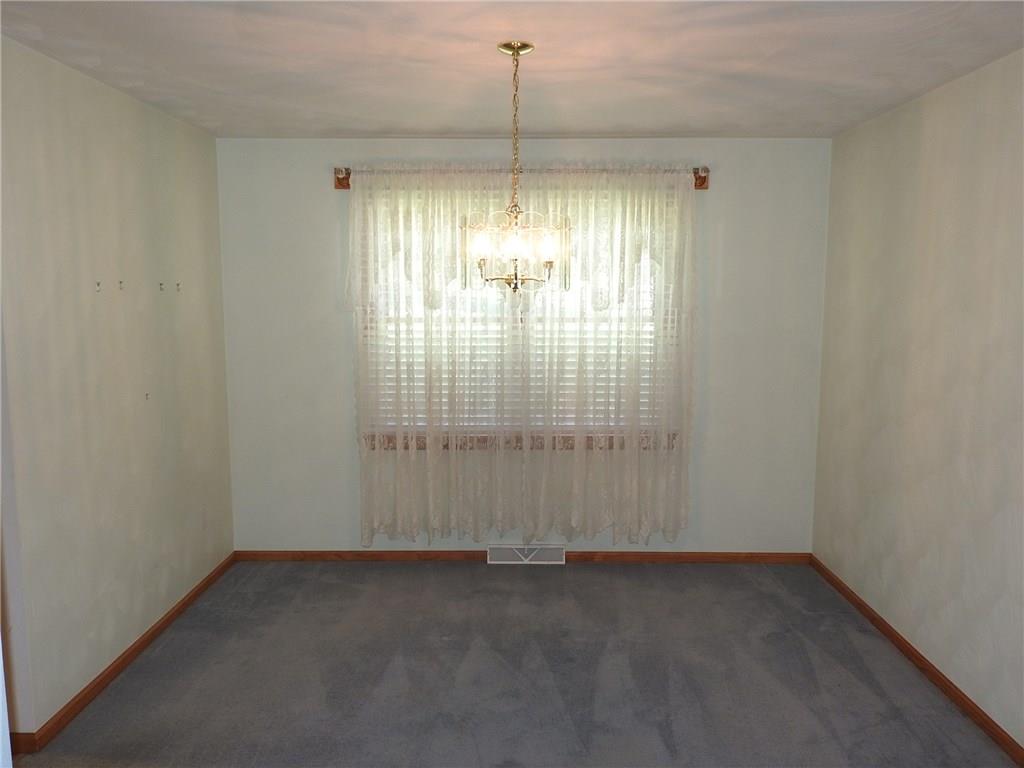 300 Finley Road Pittsburgh, PA 15239 - Photo 7 of 18
