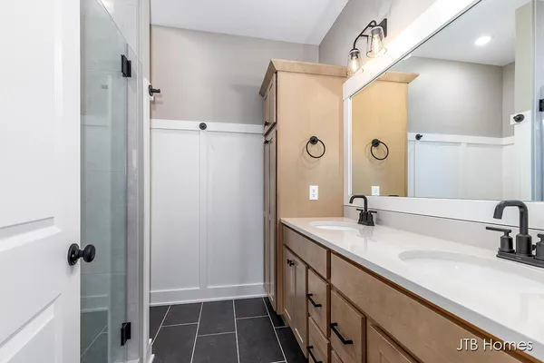 $539,900 | 6604 Timber Crst Drive Northeast, Unit 54, Rockford, MI 49341