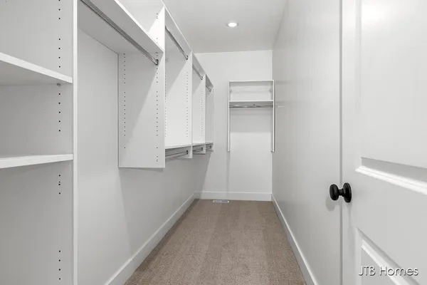 $539,900 | 6604 Timber Crst Drive Northeast, Unit 54, Rockford, MI 49341