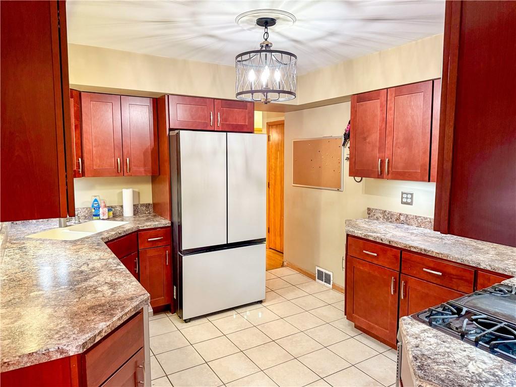 354 Highway 68 Rochester, PA 15074 - Photo 3 of 26