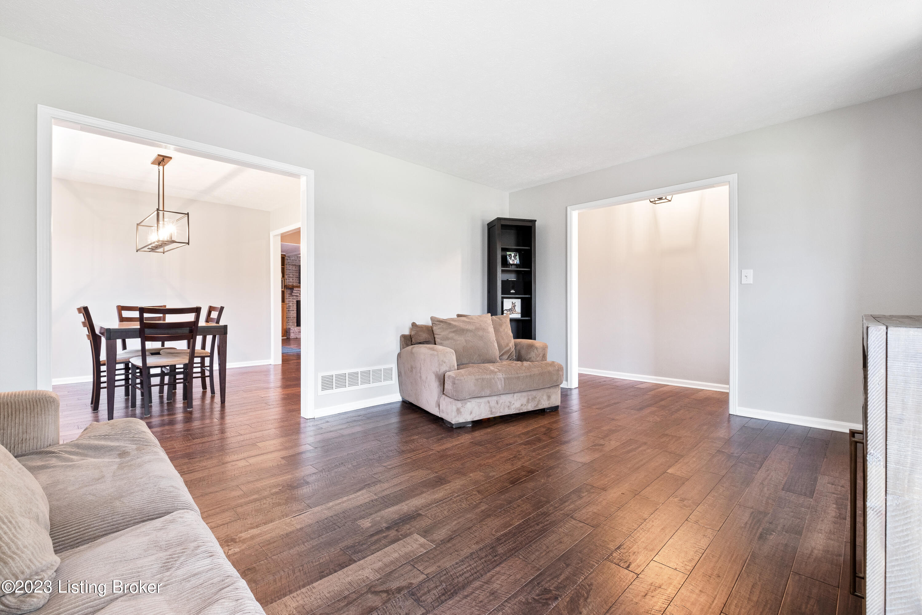 6707 Copperfield Rd-13