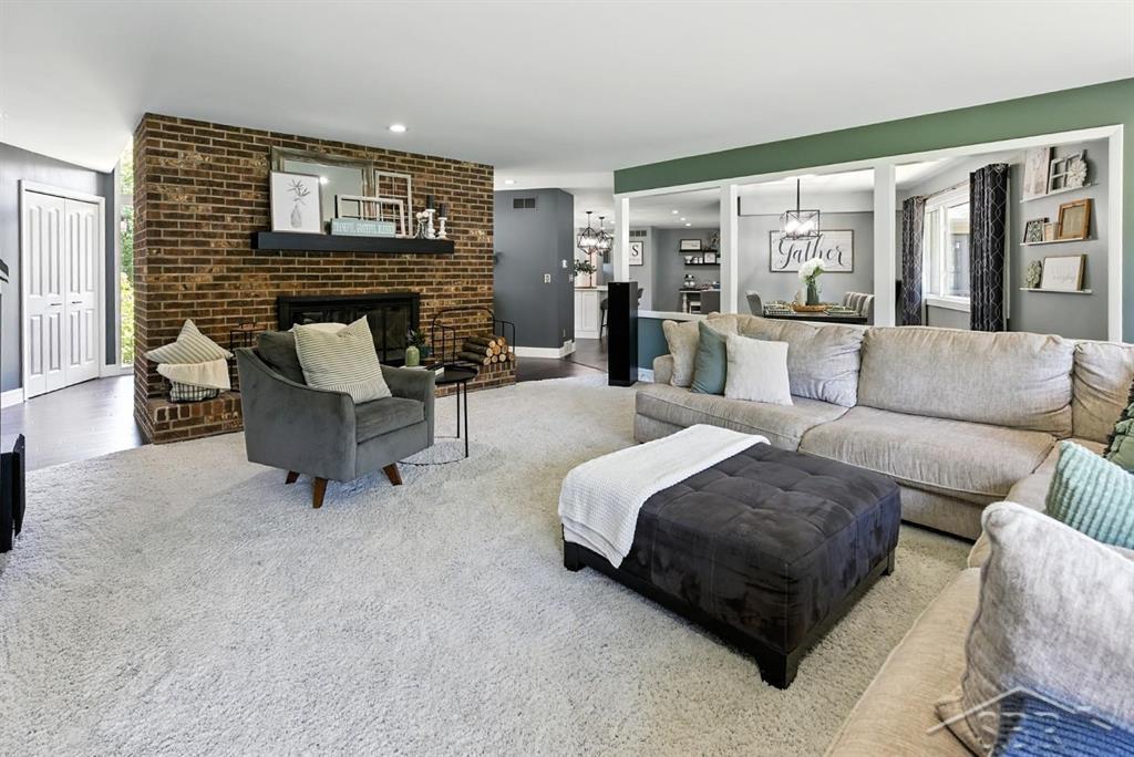 5309 Foster Road Midland, MI 48642 - Photo 8 of 64 50186104-2e372ecb-2814-4faa-8aed-099773010d4a.JPG