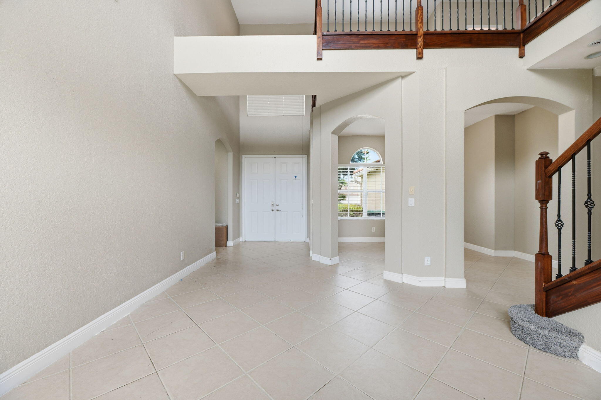 126 Magnolia Way Jupiter, FL 33469 - Photo 7 of 37 ListerPros_002