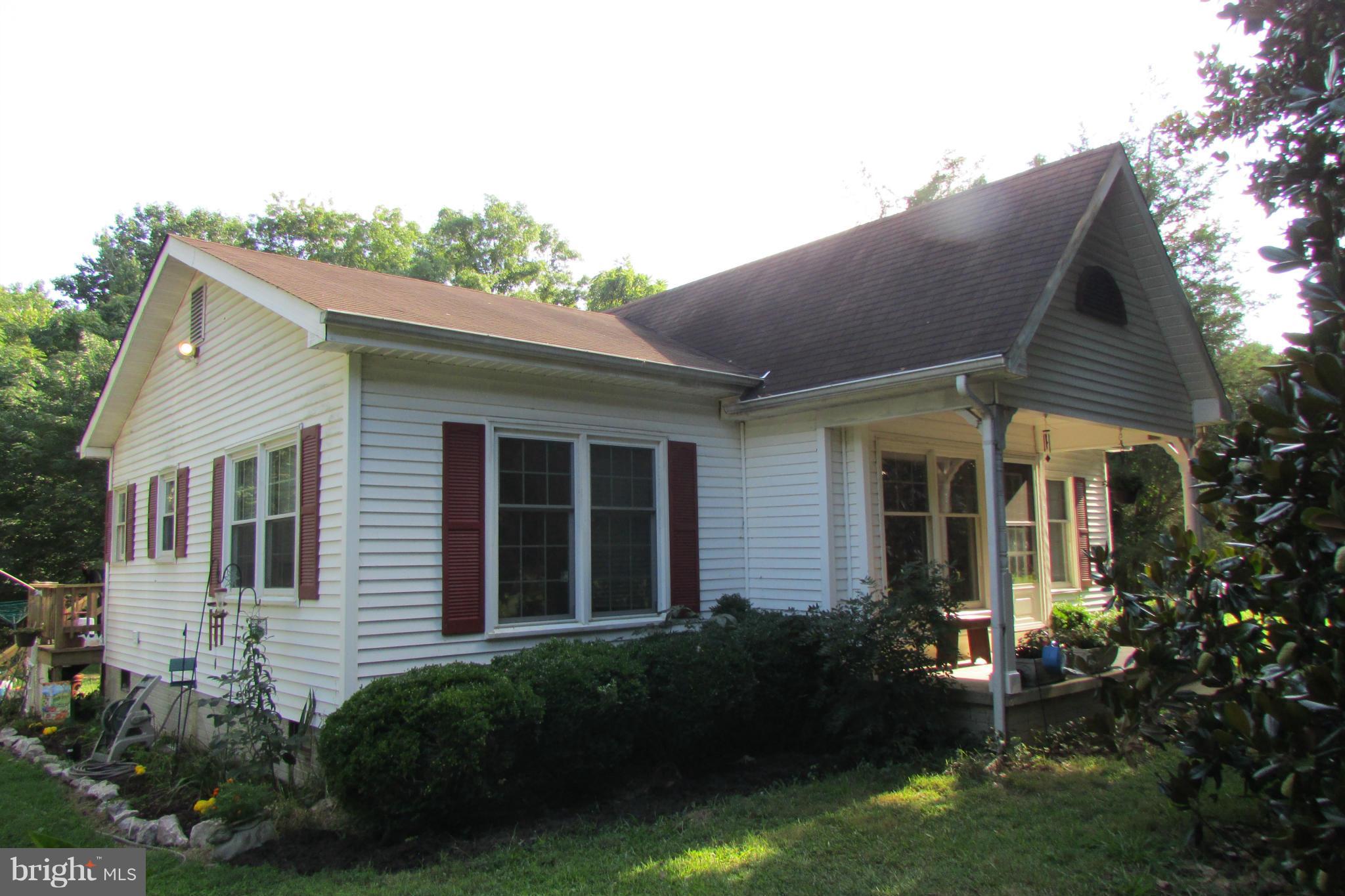 Exterior (Front)