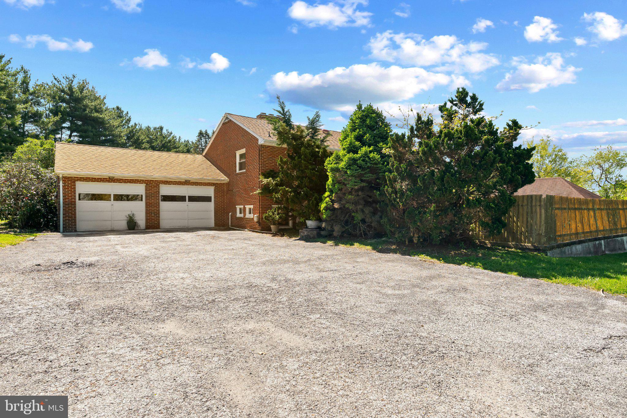 5422 Woodbine Road Woodbine, MD 21797 - Photo 3 of 39 Charming home with spacious driveway.