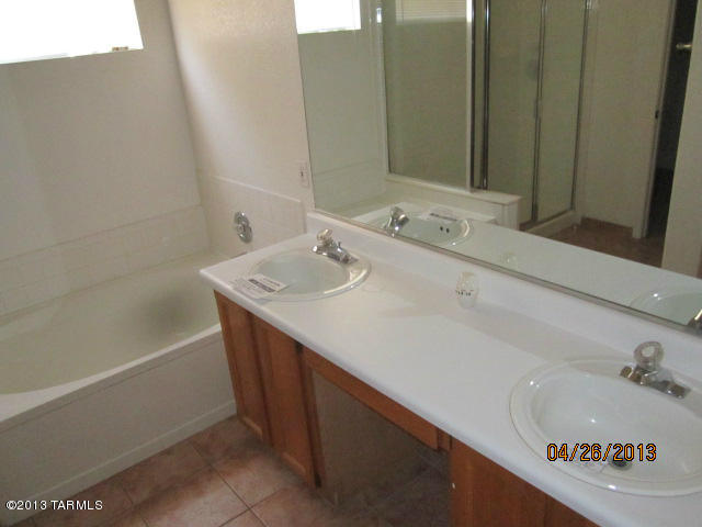7115 West Rivulet Drive Tucson, AZ 85743 - Photo 9 of 13