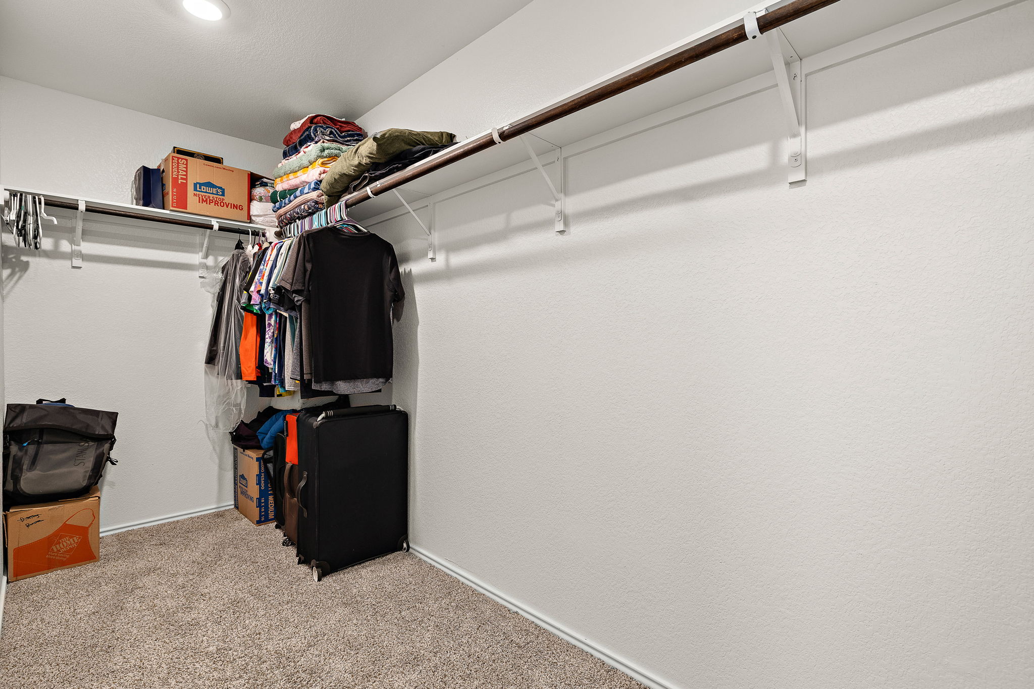 920 Legends Lane Georgetown, TX 78628 - Photo 23 of 31 Large Walk-In Closet in Primary Bathroom