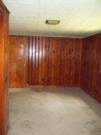 2665 Williams Road Bedford, IN 47421 - Photo 6 of 13 Gallery Image 6