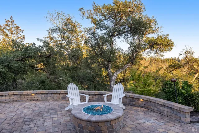 $1,990,000 | 3718 Crown Hill Drive, Santa Rosa, CA 95404